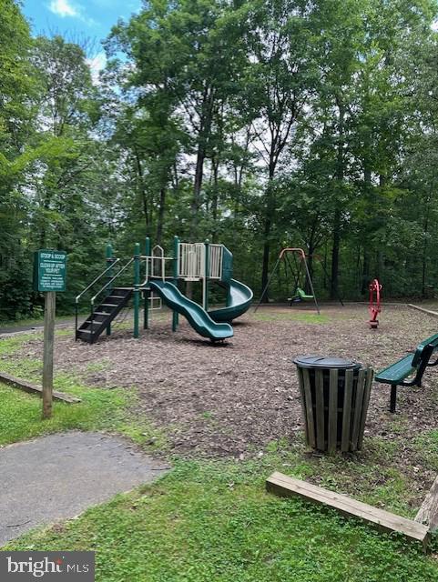 10512 Winged Elm Cir, Manassas, VA 20110 - view of communal playground