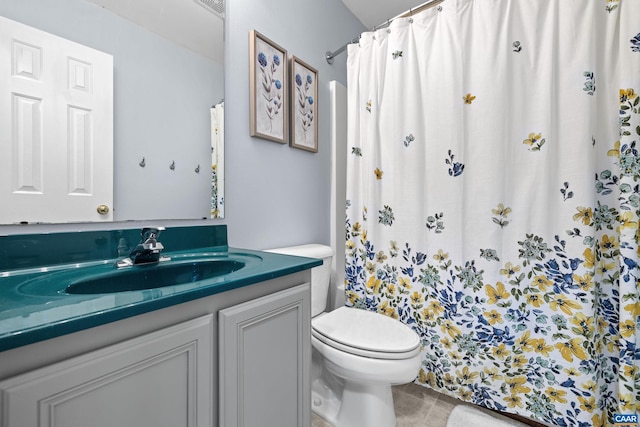 4760 Bluejay Way, Charlottesville, VA 22911 - full bath featuring vanity, toilet, and curtained shower