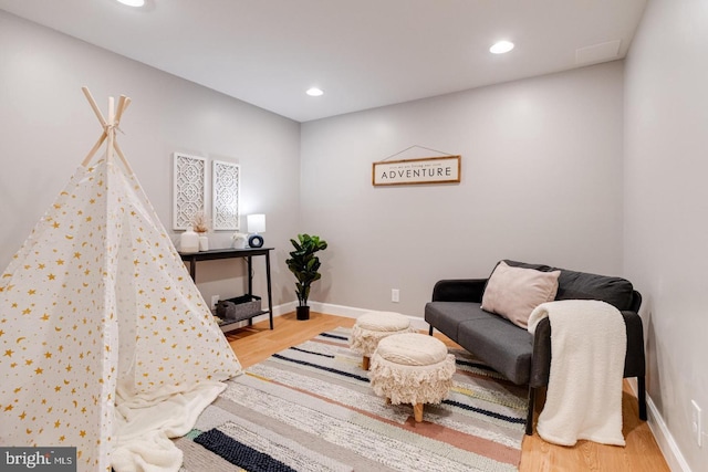 9900 Bird River Rd, Middle River, MD 21220 - sitting room featuring wood finished floors, recessed lighting, and baseboards