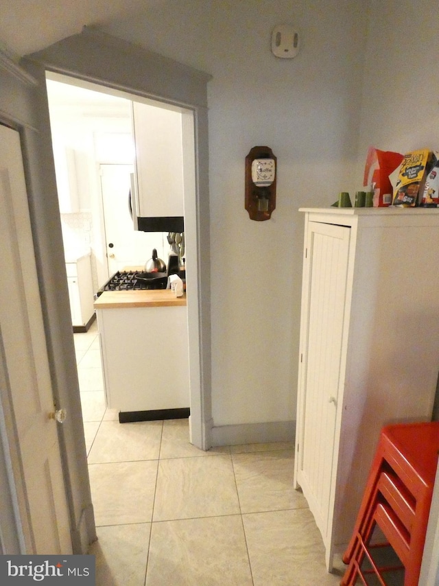 503 Division St, Harrisburg, PA 17110 - corridor featuring light tile patterned floors