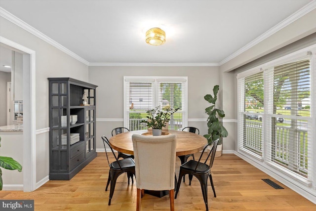 9 Tally Ho Dr, Fredericksburg, VA 22405 - dining area featuring ornamental molding, light wood-style flooring, and baseboards