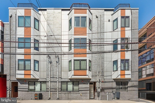 912 N 16th St Unit C, Philadelphia, PA 19130 - view of apartment building / complex