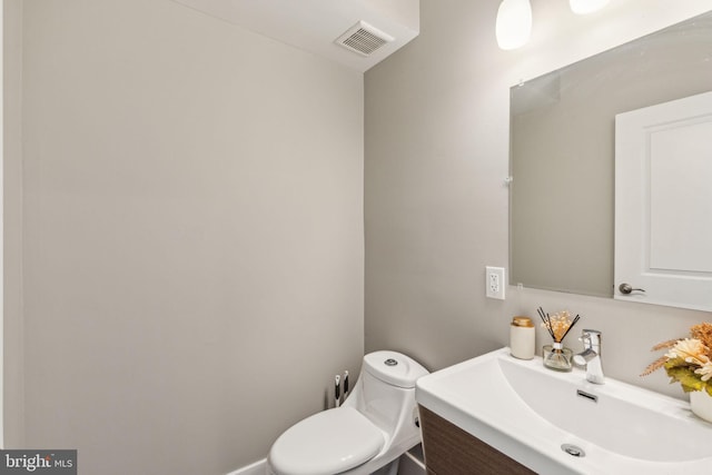 912 N 16th St Unit C, Philadelphia, PA 19130 - bathroom featuring vanity and toilet
