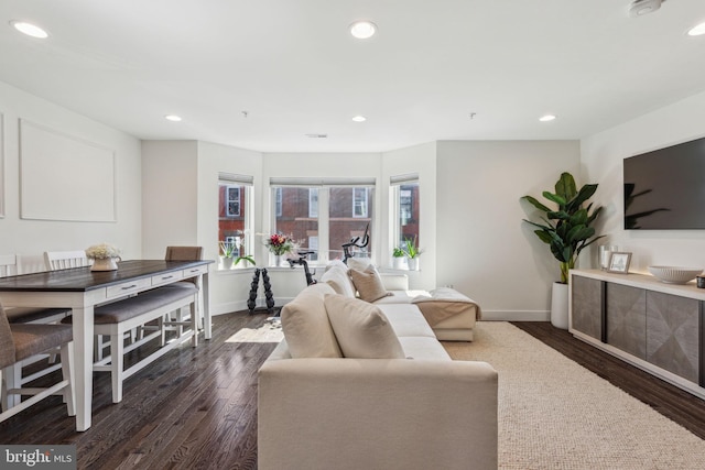 912 N 16th St Unit C, Philadelphia, PA 19130 - living area featuring dark wood-style floors, recessed lighting, and baseboards