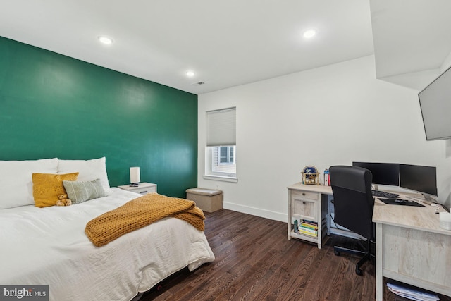 912 N 16th St Unit C, Philadelphia, PA 19130 - bedroom with wood finished floors, baseboards, a desk, recessed lighting, and an accent wall