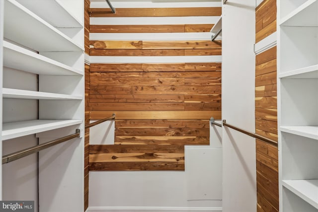 8305 Toll House Rd, Annandale, VA 22003 - view of spacious closet