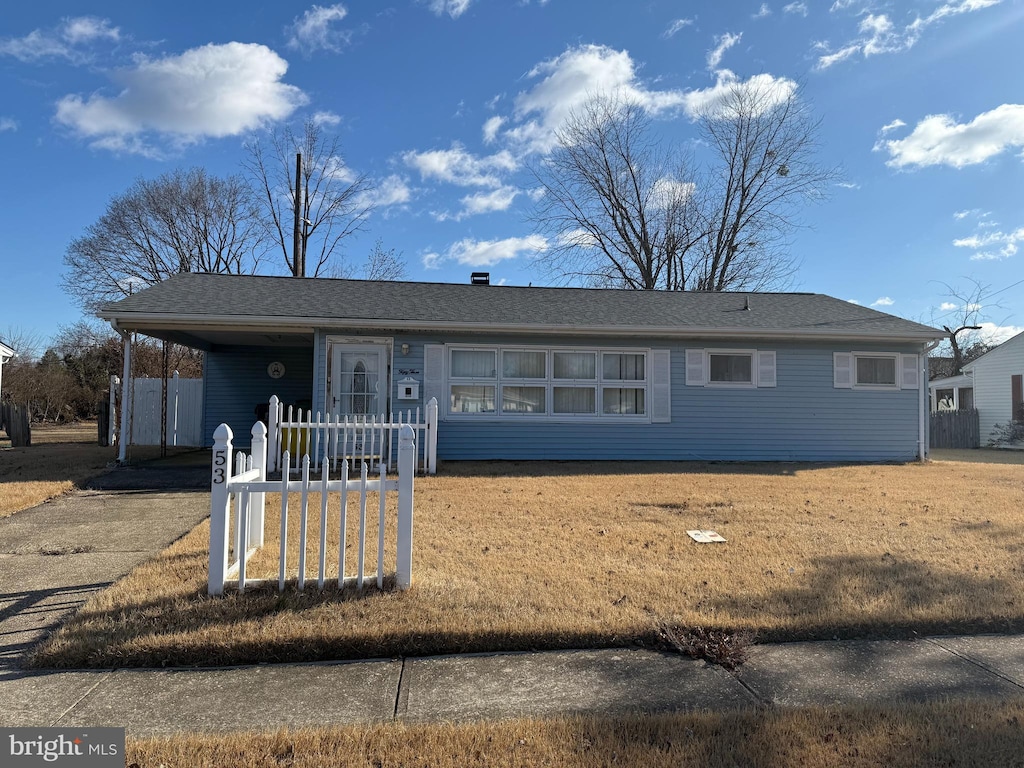 53 Mcdaniel Dr, Dover, DE 19901 - ranch-style house with an attached carport and driveway