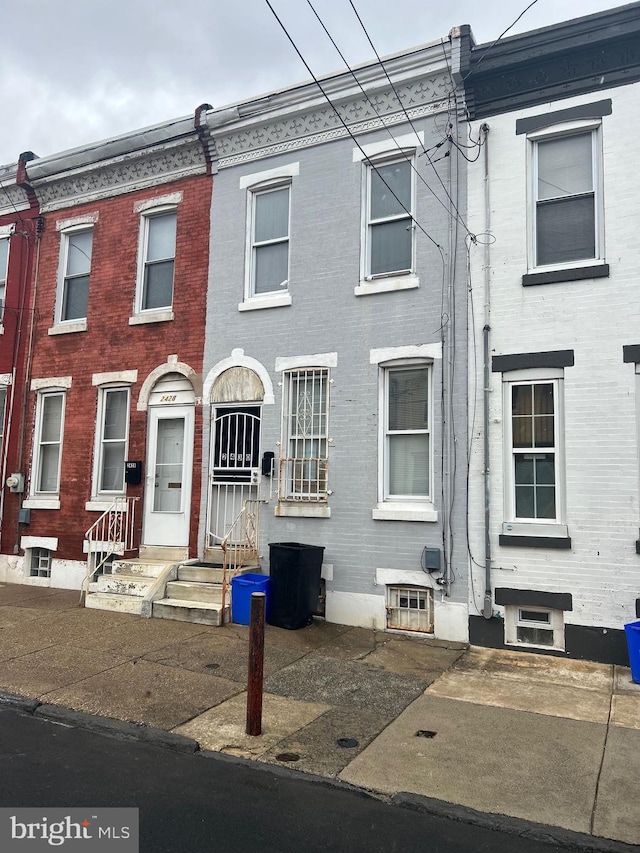 2430 N 4th St, Philadelphia, PA 19133 - townhome / multi-family property with brick siding