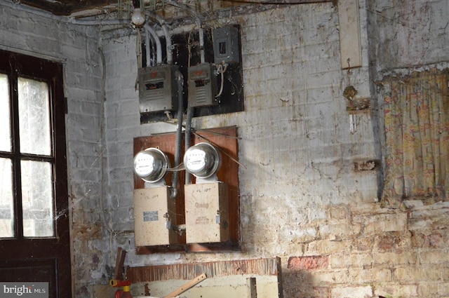 2901 Edison Hwy, Baltimore, MD 21213 - below grade area featuring healthy amount of natural light