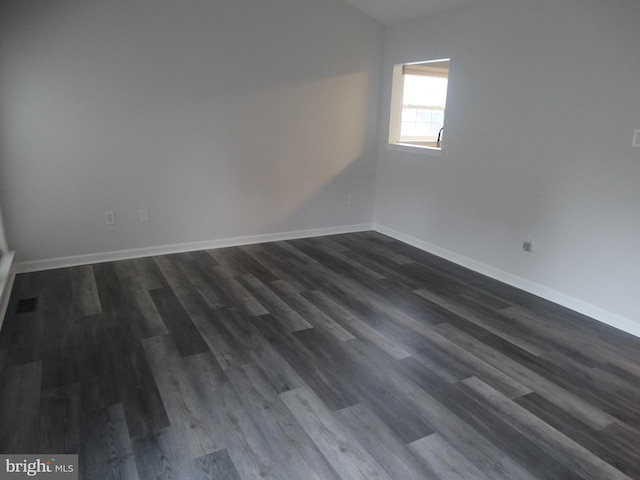 112 Colton Ct, Smithsburg, MD 21783 - spare room with dark wood-style floors and baseboards