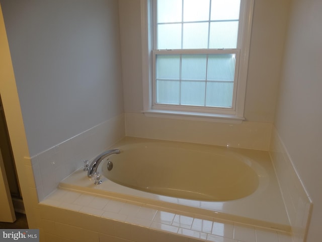 112 Colton Ct, Smithsburg, MD 21783 - full bath with a bath