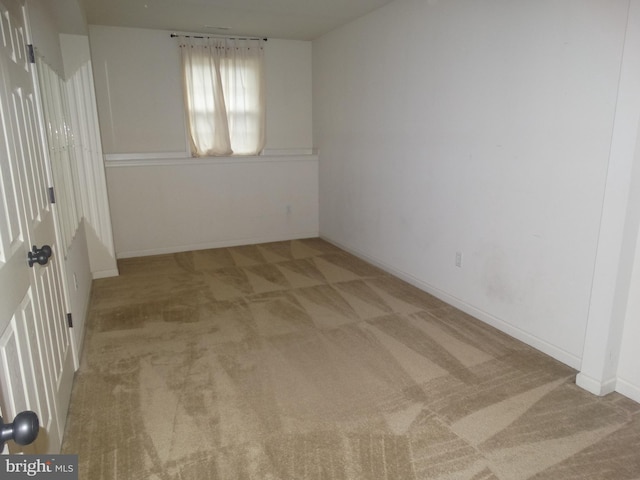 112 Colton Ct, Smithsburg, MD 21783 - carpeted spare room featuring baseboards