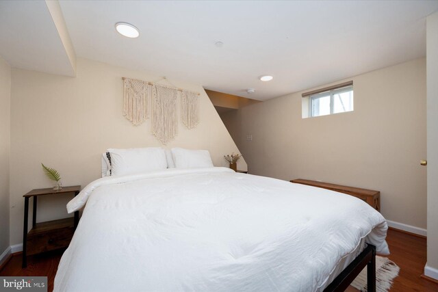 1005 Madison Ct, Annapolis, MD 21403 - bedroom featuring wood finished floors and baseboards