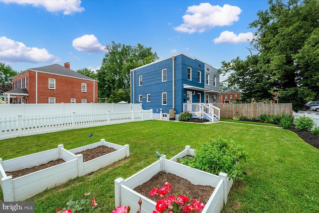1005 Madison Ct, Annapolis, MD 21403 - view of yard featuring a vegetable garden