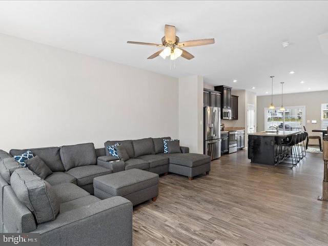 107 Lookout Way, Fredericksburg, VA 22405 - living area with dark wood-type flooring, a ceiling fan, and recessed lighting