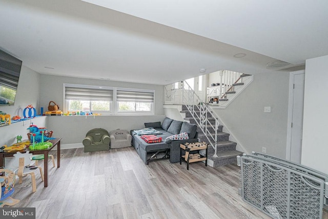 29 Holyoke Dr, Delran, NJ 08075 - living area with light wood-style floors, stairway, and baseboards