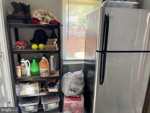 1604 Manning Rd, Glen Burnie, MD 21061 - detailed view of freestanding refrigerator