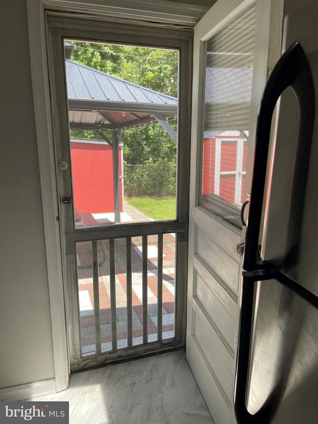 1604 Manning Rd, Glen Burnie, MD 21061 - entryway with marble finish floors