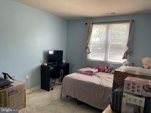 1604 Manning Rd, Glen Burnie, MD 21061 - bedroom featuring an office area and baseboards