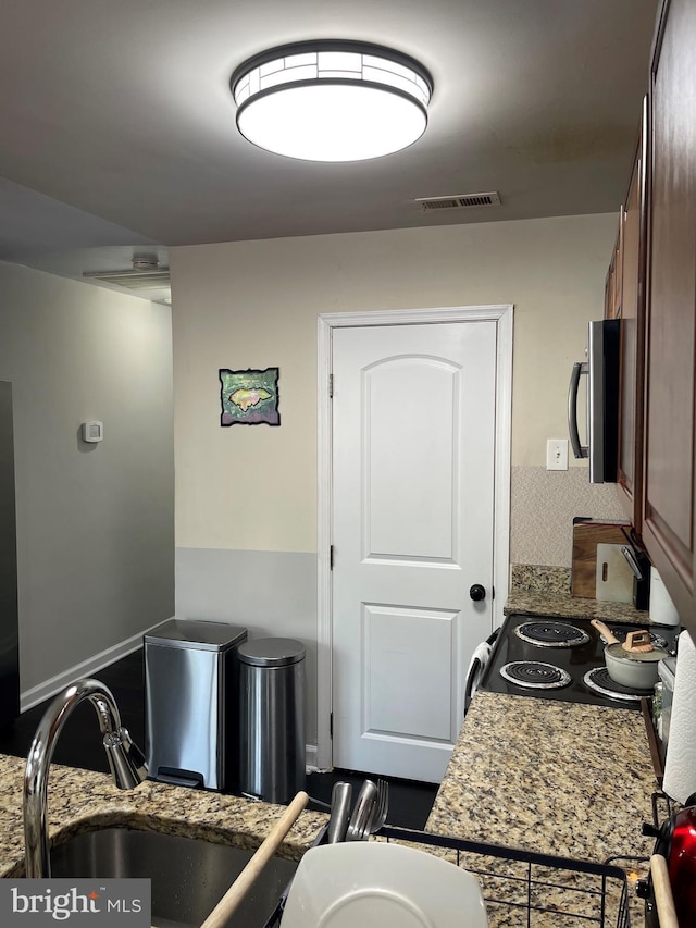 1604 Manning Rd, Glen Burnie, MD 21061 - bathroom with a sink