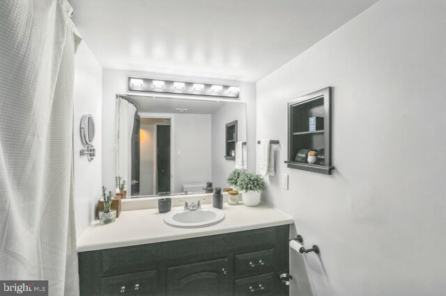 2622 Wagon Dr Unit 319, Alexandria, VA 22303 - bathroom with vanity and toilet
