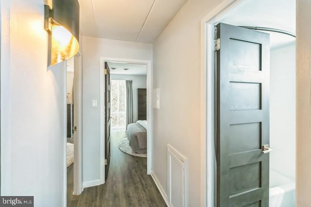 2622 Wagon Dr Unit 319, Alexandria, VA 22303 - corridor with wood finished floors and baseboards
