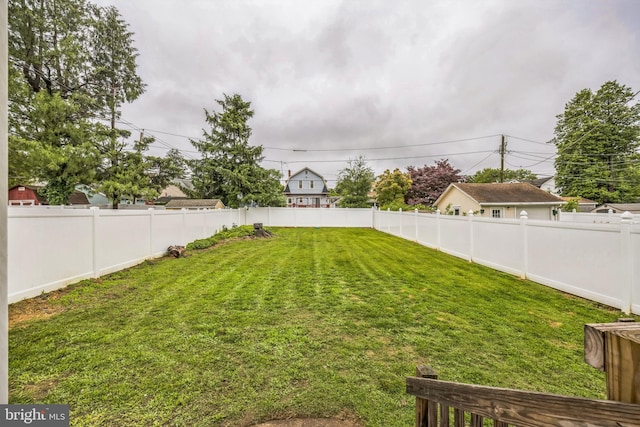 122 E Pine St, Audubon, NJ 08106 - view of yard