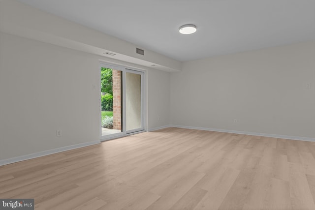 45104 Delaire Landing Rd Unit 104, Philadelphia, PA 19114 - unfurnished room featuring light wood finished floors and baseboards