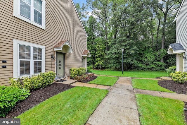 605A Ralston Dr Unit A, Mount Laurel, NJ 08054 - view of grassy yard