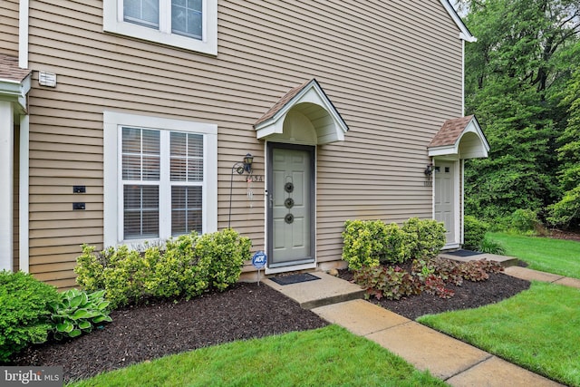 605A Ralston Dr Unit A, Mount Laurel, NJ 08054 - view of exterior entry featuring a lawn