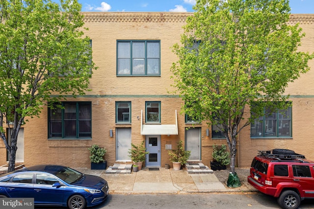 3132 E Thompson St Unit 2C, Philadelphia, PA 19134 - multi unit property featuring entry steps and brick siding