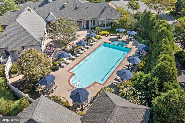 6306 Parkview Dr, Haverford, PA 19041 - view of subject property with a pool area