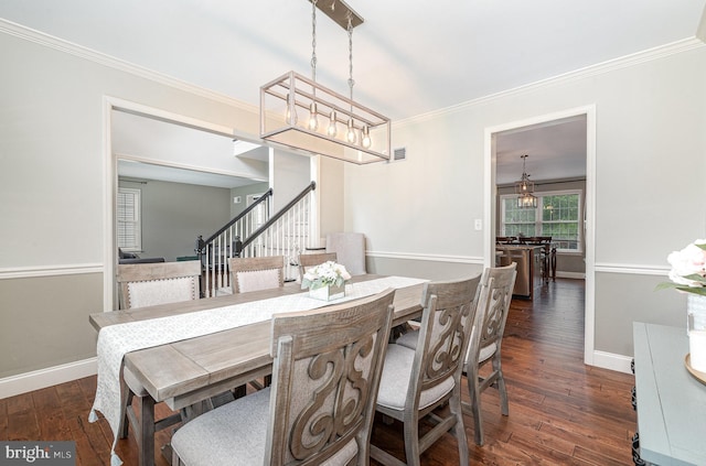 6202 Crofton Ct, Mechanicsburg, PA 17050 - dining area with hardwood / wood-style floors, baseboards, crown molding, and stairway