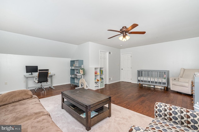 6202 Crofton Ct, Mechanicsburg, PA 17050 - living room featuring wood finished floors, an office area, ceiling fan, and baseboards