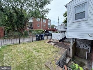 813 Sheridan St NW, Washington, DC 20011 - view of yard
