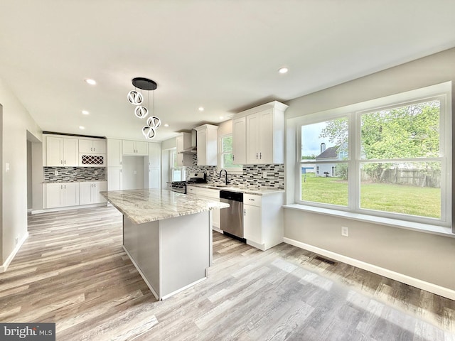 27 Chapel Cir, Sicklerville, NJ 08081 - kitchen featuring stainless steel appliances, a sink, backsplash, white cabinets, and recessed lighting