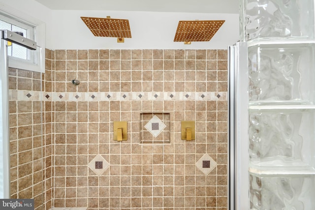 4108 Slater Ave, Baltimore, MD 21236 - bathroom featuring a tile shower