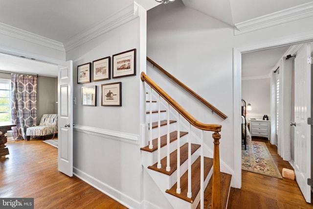 413 Benton Pt, Tappahannock, VA 22560 - stairs with wood finished floors, crown molding, and baseboards