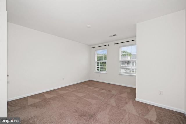 133 E General Grey Ct, Newark, DE 19702 - spare room featuring carpet floors and baseboards