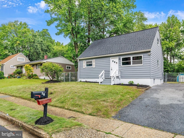 86 Summerfield Dr, Annapolis, MD 21403 - view of front of property featuring a shingled roof and a gate