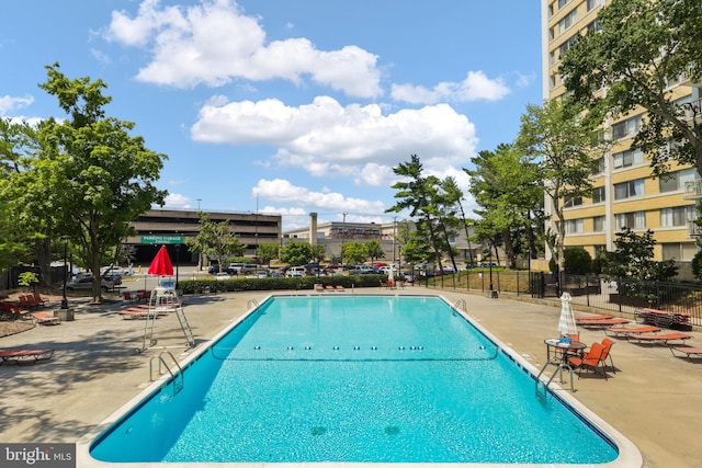 301 N Beauregard St Unit 905, Alexandria, VA 22312 - community pool with a patio area