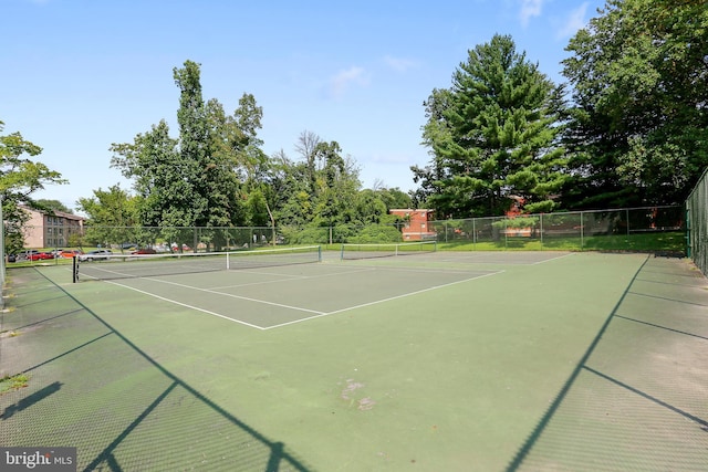 2106 Ross Rd, Silver Spring, MD 20910 - view of tennis court