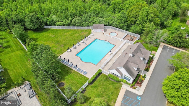 3 Wedgewood Ct, Princeton, NJ 08540 - drone / aerial view of a pool