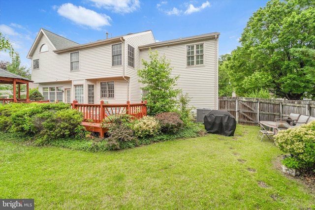 3663 Thomasson Crossing Dr, Triangle, VA 22172 - back of house with a deck