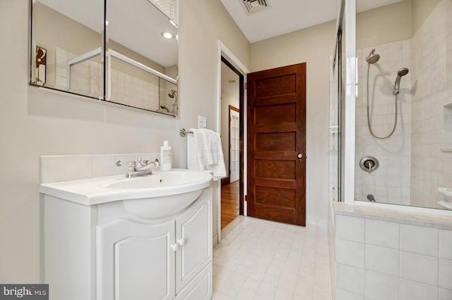 12 Sergeant St, Princeton, NJ 08540 - bathroom featuring a tile shower and vanity