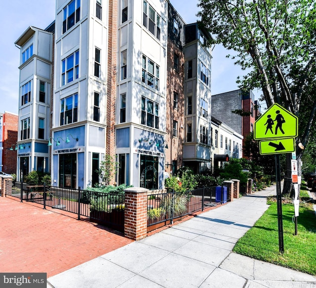 1432 C St SE, Washington, DC 20003 - view of apartment building / complex