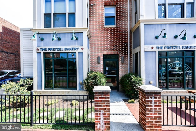 1432 C St SE, Washington, DC 20003 - entrance to property featuring brick siding
