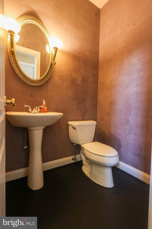 14714 Mount Calvert Rd, Upper Marlboro, MD 20772 - bathroom with toilet and baseboards