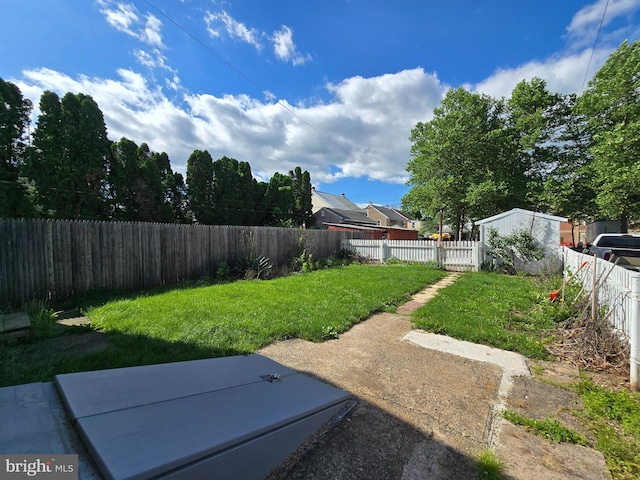245 Beech St, Pottstown, PA 19464 - view of yard