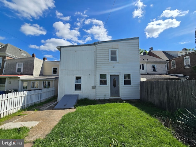 245 Beech St, Pottstown, PA 19464 - view of rear view of house